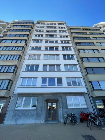 Studio By Juliz - Top Location At The Beach & In City Center! 奥斯滕德 外观 照片